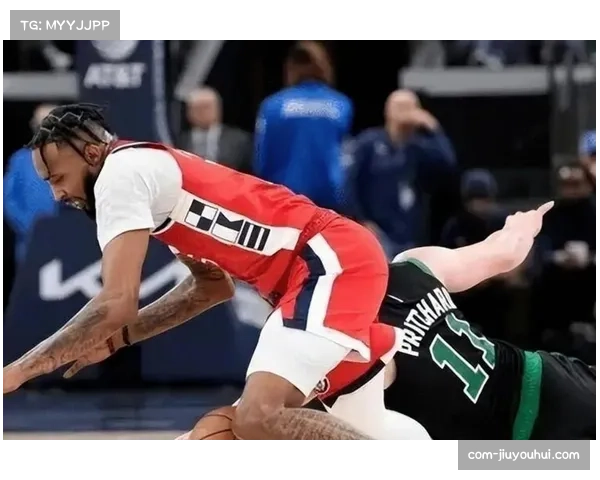 伦纳德0.4秒准绝杀后步行者连续犯错，快船戏剧性收下胜利